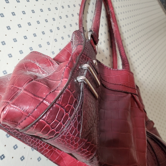 Red snake skin print purse - Picture 3 of 5